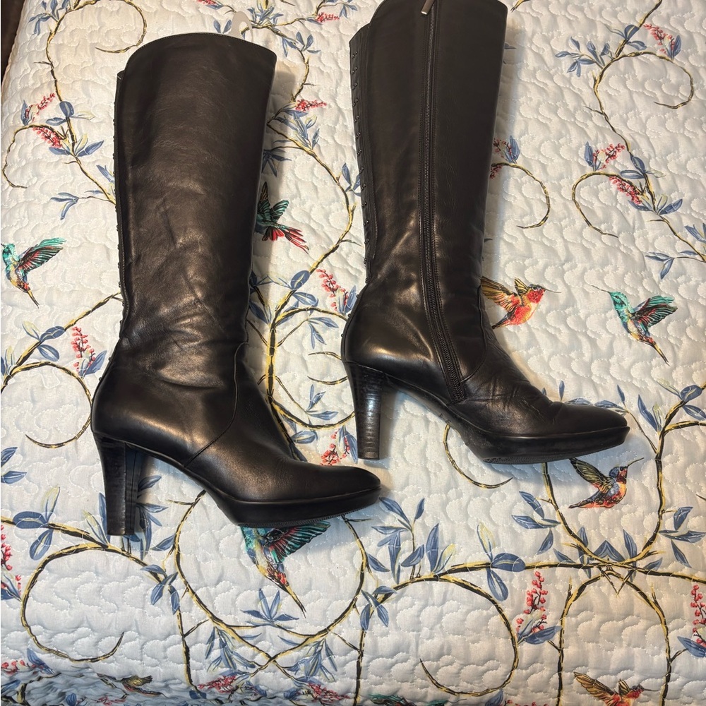 AQUATALIA BOOTS, PRE OWNED - Picture 3 of 11